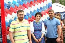 Депутаты Юрий Фоломкин и Александр Фельдбуш открыли VII фестиваль  лоскутных одеял