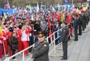 Новосибирцы поддерживают традицию празднования 1 мая