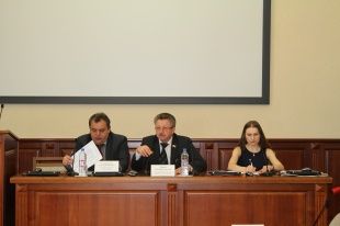 Депутаты обсудили рекомендации по совершенствованию организации питания в учреждениях образования города Новосибирска
