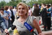 Председатель Совета депутатов города Новосибирска Надежда Болтенко приняла участие в торжественном митинге и поздравила всех новосибирцев с праздником