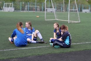 Первенство по мини-футболу среди женских команд прошло в Новосибирске