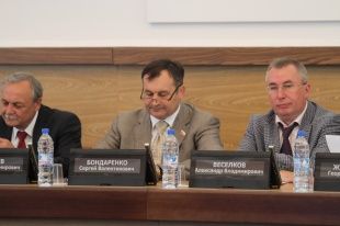 Депутаты обсудили развитие государственно-частного партнерства в Новосибирске