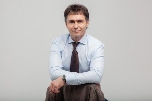 Дмитрий Асанцев поздравляет новосибирцев с Новым годом