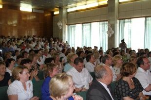 Председатель Совета депутатов города Новосибирска поздравил медицинских работников